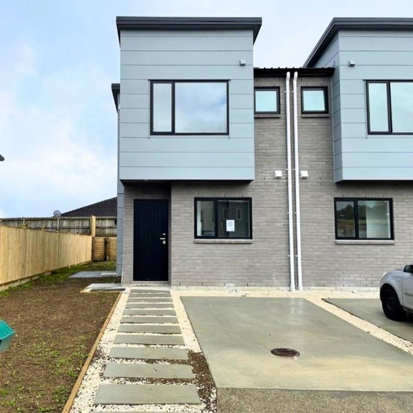 Papakura, 3 bedrooms64780677343107110