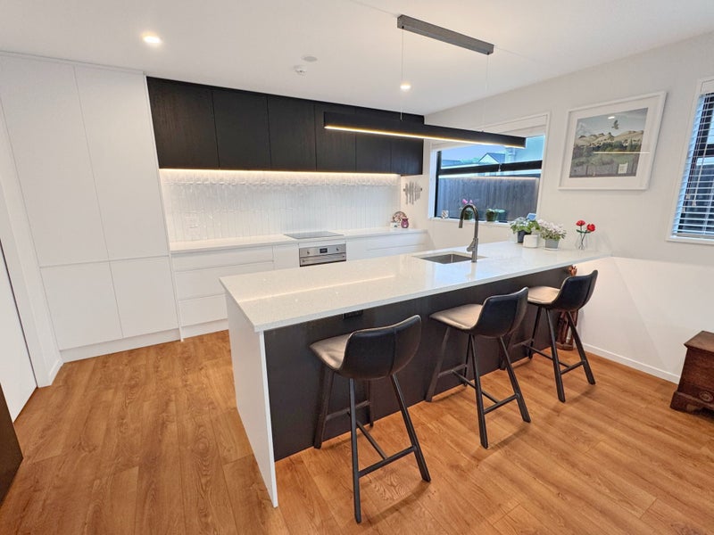 St. Albans, 3 bedrooms64780971889154111