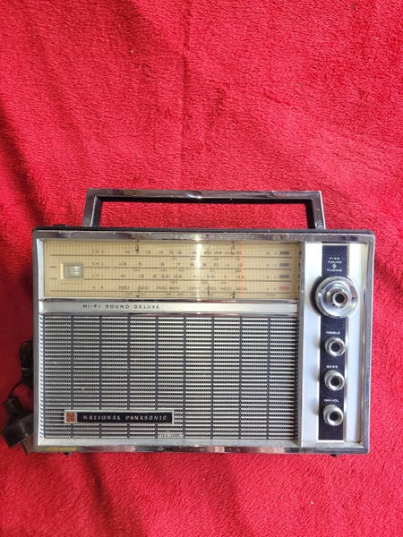 National Panasonic Transistor radio Carousel 1