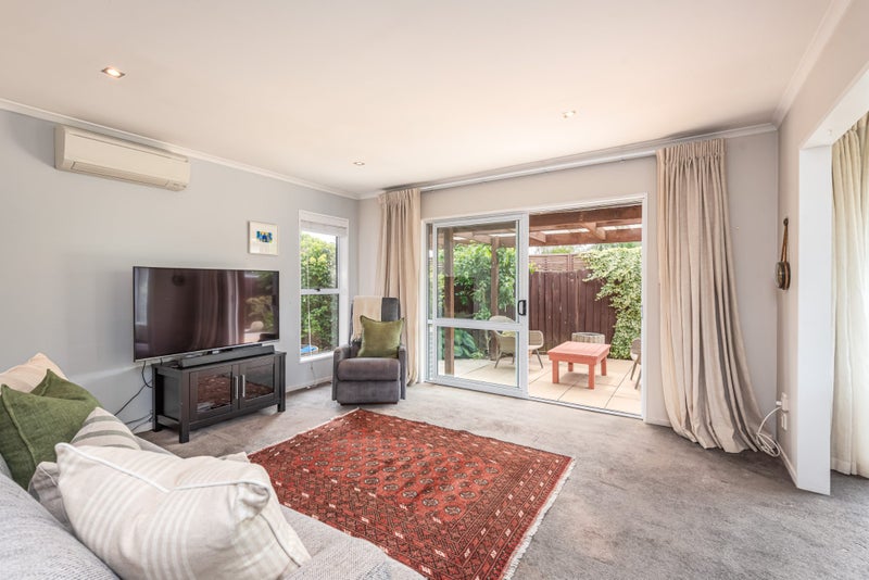 Burnside High School Zone Cracker!64782302235265112