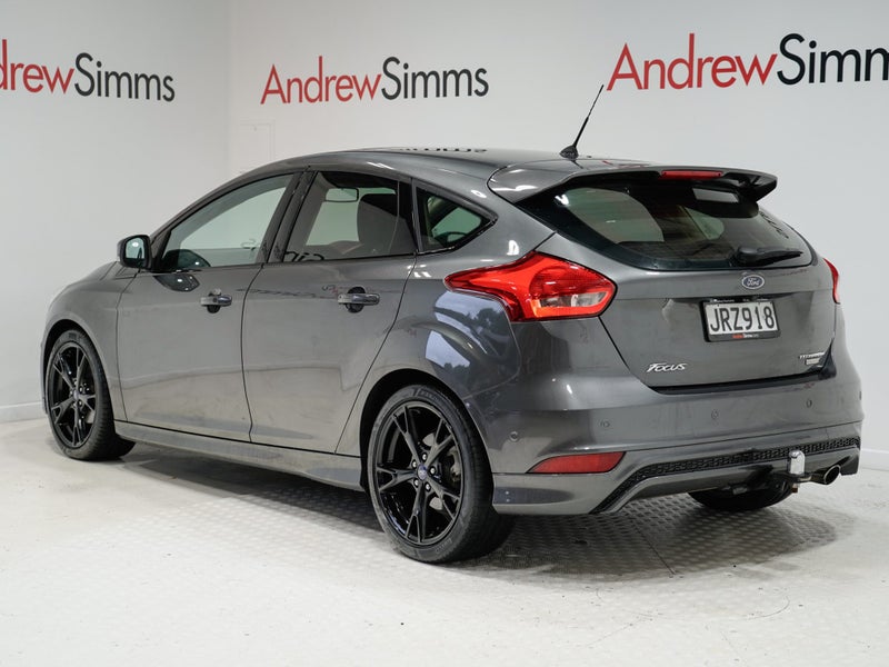 2016 Ford Focus Titanium 1.5P 6AT 4Dr Hatch64782704278401111