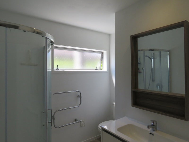 Papamoa Beach, 5 bedrooms64782807382786112