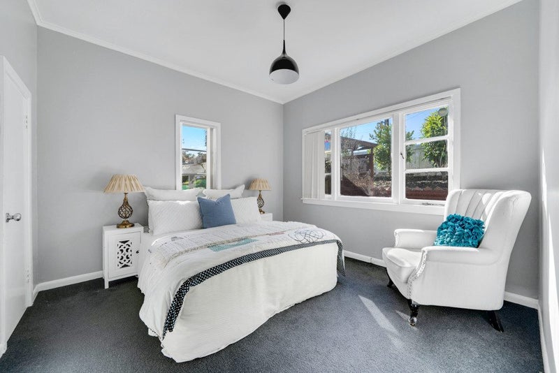 Banks are Knocking at the Door!64783101656962113