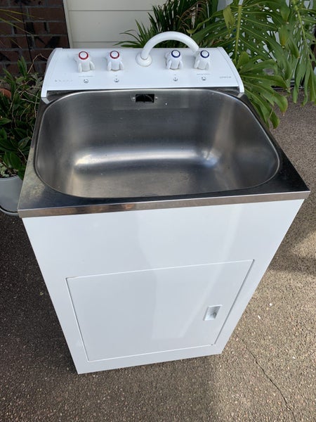 Laundry tub Carousel 1