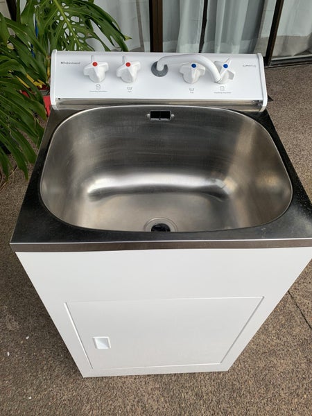 Laundry tub Carousel 2