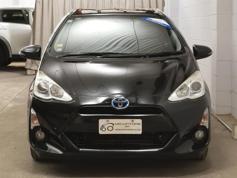 2015 Toyota Aqua G leather pack, Smart key, Cam...64784070980995113