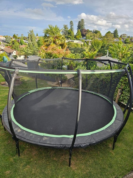 Jumpflex Trampoline Carousel 1