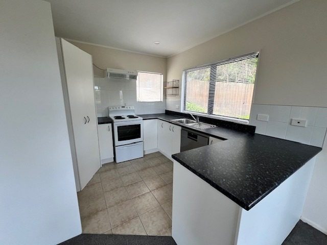 Stanmore Bay, 2 bedrooms64784083852929112