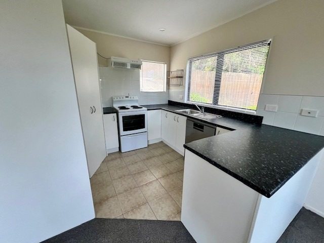 Stanmore Bay, 2 bedrooms64784083852929113