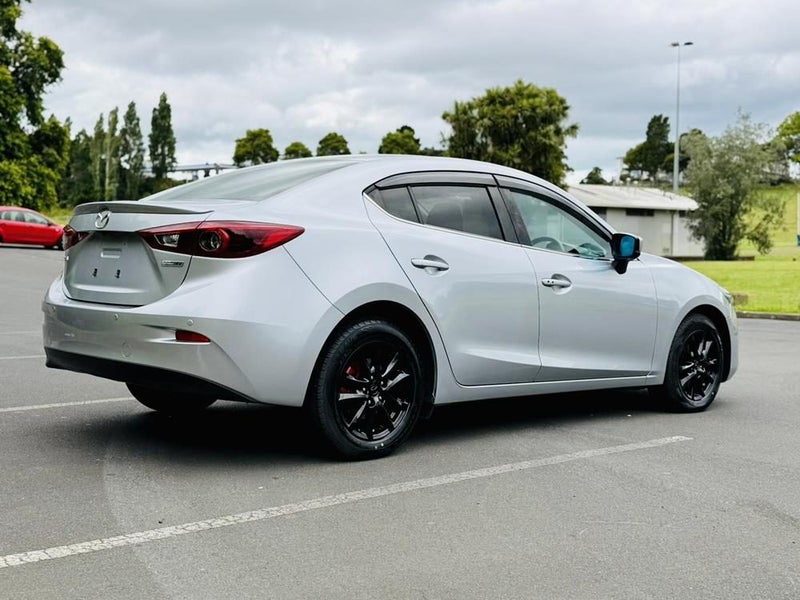 2017 Mazda Axela HYBRID !! PROACTIVE S PACKAGE !!64784468383362112