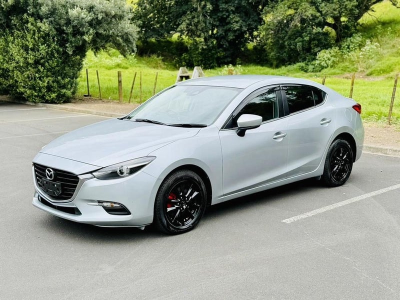 2017 Mazda Axela HYBRID !! PROACTIVE S PACKAGE !!64784468383362114