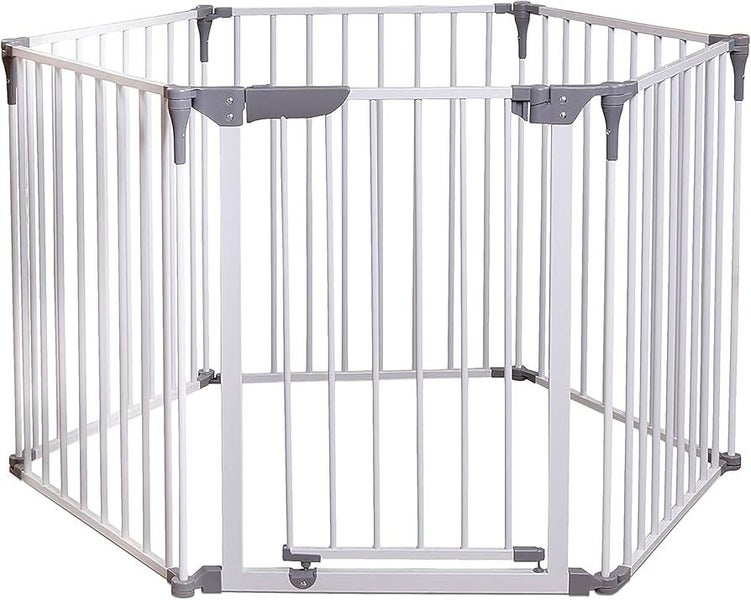 Dreambaby Royale Converta 3-in-1 Play Pen Carousel 1
