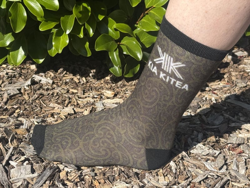 Kia Kitea Socks - Khaki Carousel 2