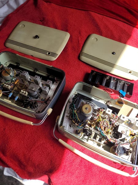 Bush Transistor radio wireless Carousel 3