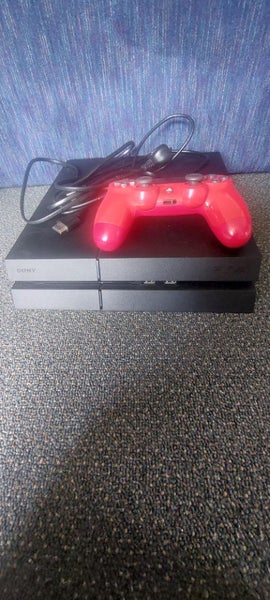 PS4 1TB + 3 GAMES + 1 CONTROLLER Carousel 1