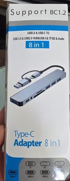 8 in 1 - USB3 & USB-C Hub Carousel 2