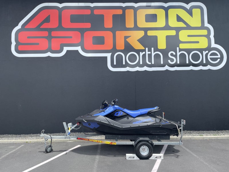 2023 Sea-Doo Spark 3up Trixx64792580104577110