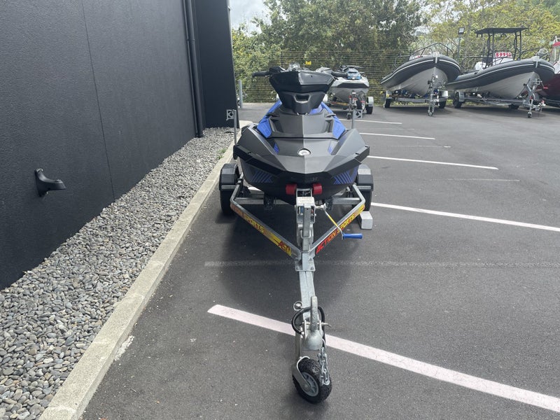 2023 Sea-Doo Spark 3up Trixx64792580104577113