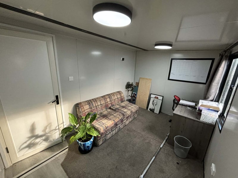 CONTAINER HOME Carousel 8