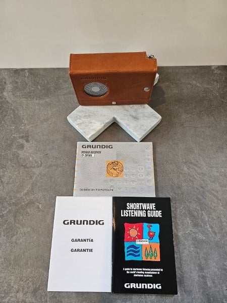 Designed by F.A. Porsche. 'Grundig' World Receiver G-2000A. AM, FM, SW, MW + Carousel 2