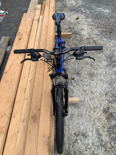 Jamis trailx mountain bike Carousel 2