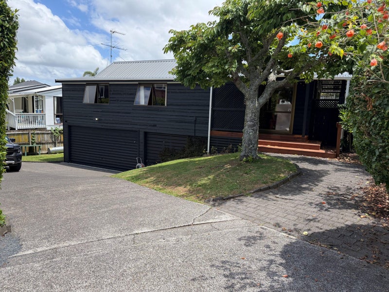 Howick, 3 bedrooms64796177915905112