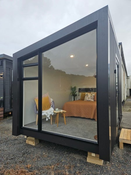 Capture The View! Carousel 6