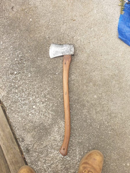 BRADES 365 AXE Carousel 1