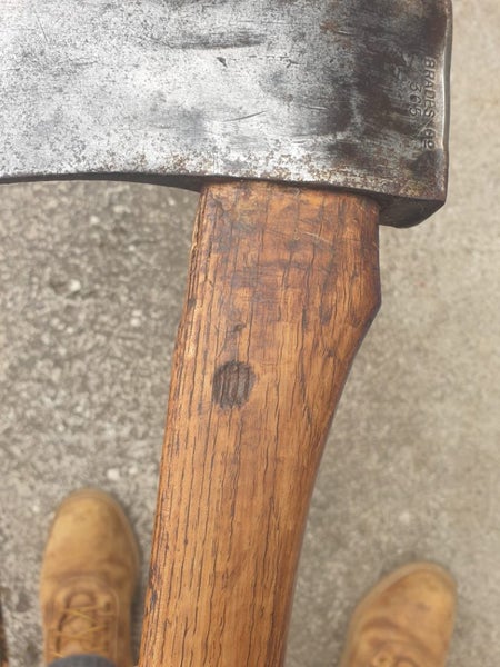 BRADES 365 AXE Carousel 2