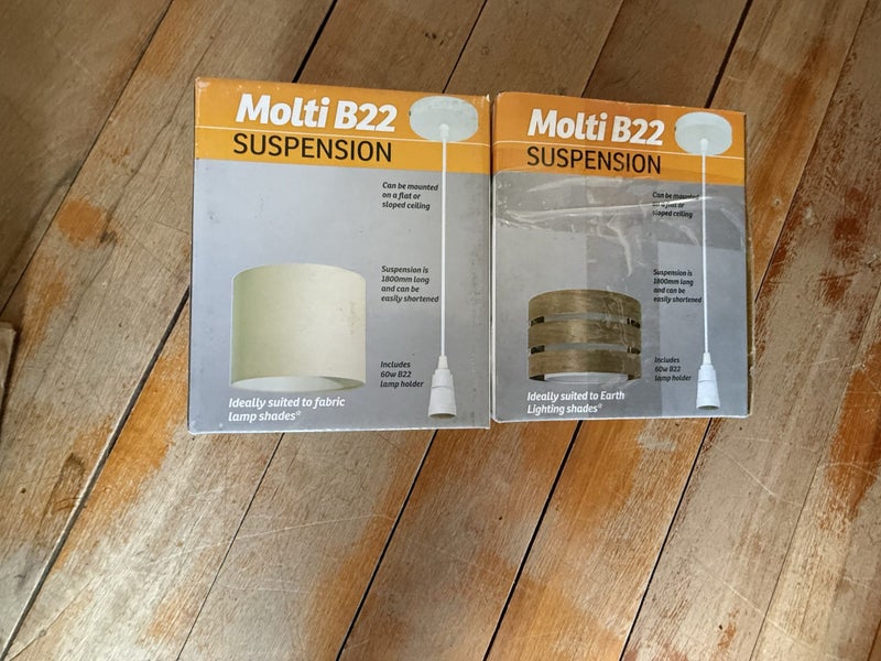 Molti B22 Suspension x 2 Carousel 1