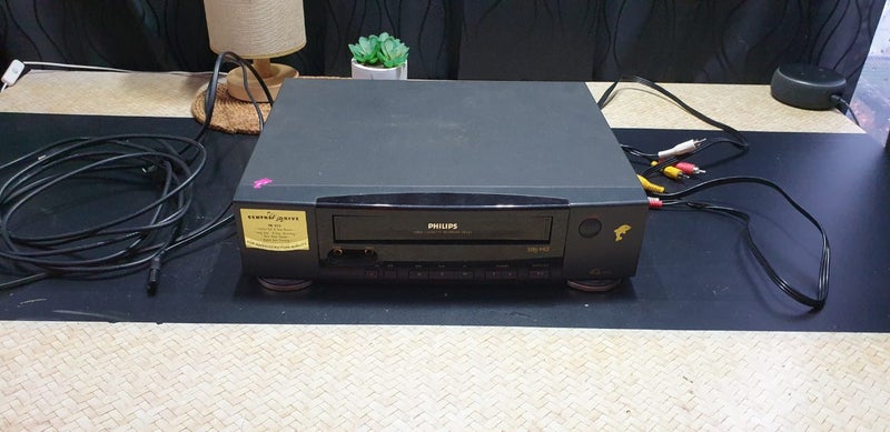 Vintage 1992 • Phillips VCR "Centre Drive" VR453 • Recording Function Carousel 1