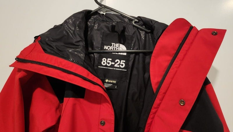 The North Face GORE-TEX Mountain Jacket - Red/Black - Like New! - Size S - Mint64802406561282114