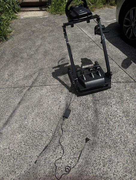 Manual car simulator64803820864001112