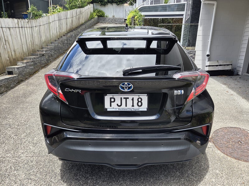 2017 Toyota C-HR G LED Edition64803975316482114