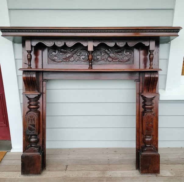 Original Kauri Villa Fireplace Mantel – Victorian c.1890–1900 Carousel 1