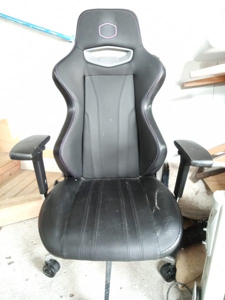 Great Cooler Master Gaming Chair Carousel 1