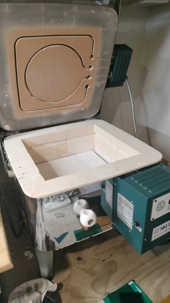 Glass fusing kiln Carousel 1