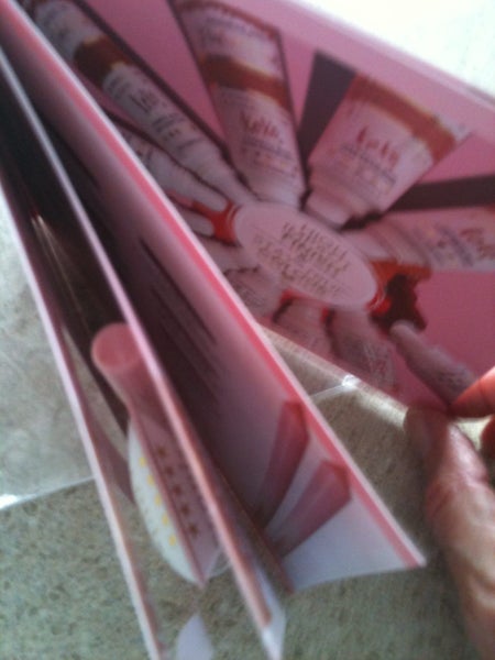 plouise magazine with two lip care Carousel 3