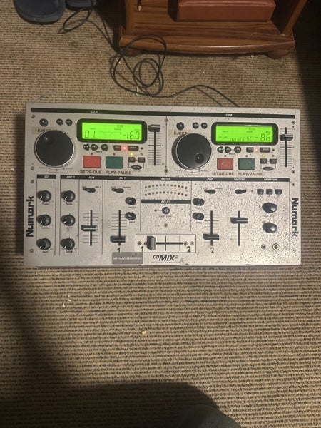 Numark CD Mix2 with road case Carousel 3