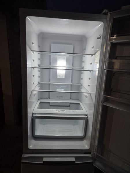 F&Freezer- Westinghouse- 370L - WBB3700WH Carousel 4