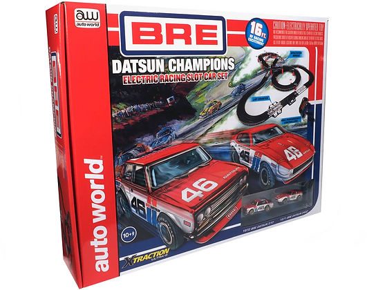 AutoWorld Datsun Champions Slot Car Set, 16 Feet Carousel 1