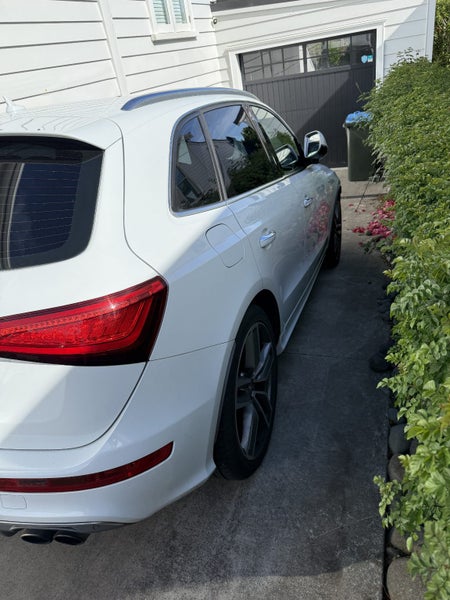 2015 Audi SQ564814142715522111