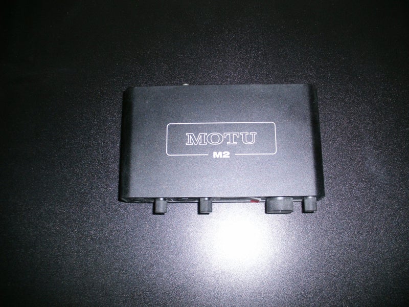 Motu M2 USB Audio Interface64814399417730111
