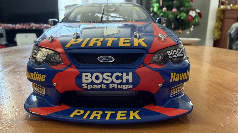 1:18 2005 MARCOS AMBROSE -- STONE BROTHERS RACING -- CLASSIC CARLECTABLES Carousel 2