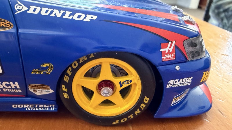 1:18 2005 MARCOS AMBROSE -- STONE BROTHERS RACING -- CLASSIC CARLECTABLES Carousel 12