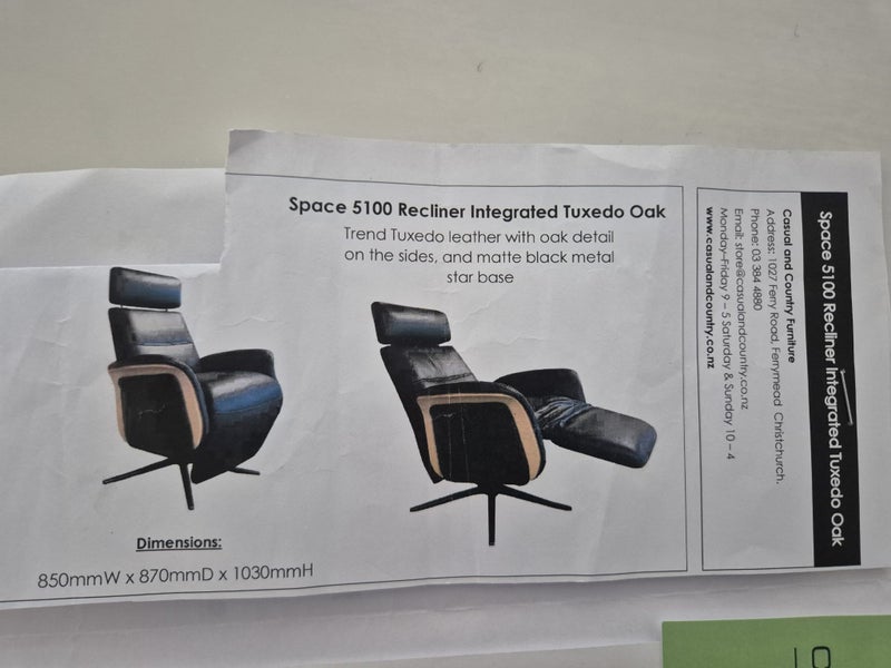 Space 5100 Recliner Integrated Tuxedo Oak64814476559875112