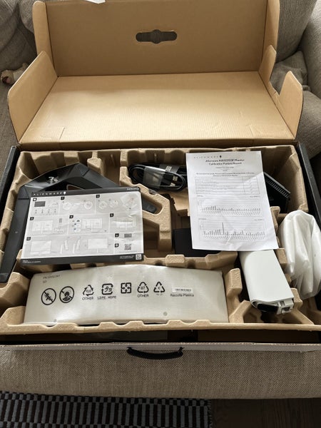 Alienware AW3225QF 4K 240Hz OLED Monitor (near new)64814762847618112