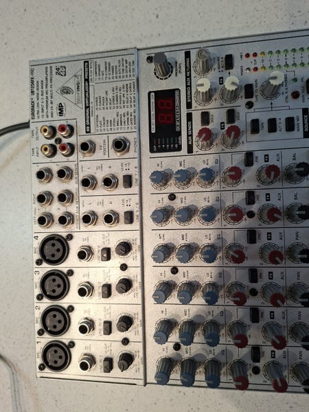 Behringer Eurorack UB1204FX-PRO Audio Mixer64814986243841113