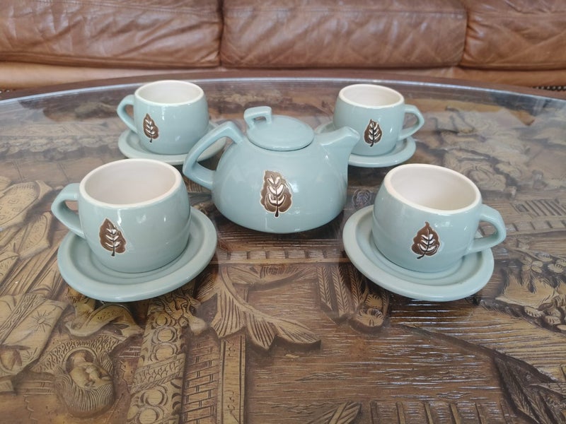 Wandfond Ceramics Tea Set Carousel 1