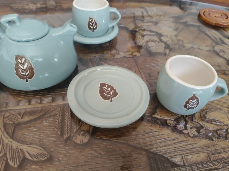 Wandfond Ceramics Tea Set Carousel 2